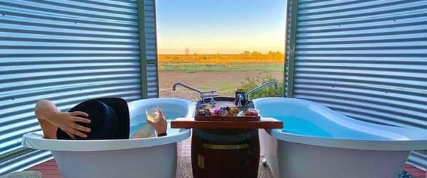 julia-creek-artesinal-baths