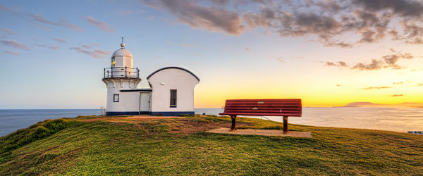 tacking-point-lighthouse