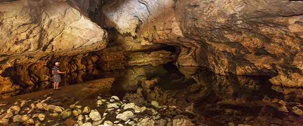 tunnel-creek-national-park